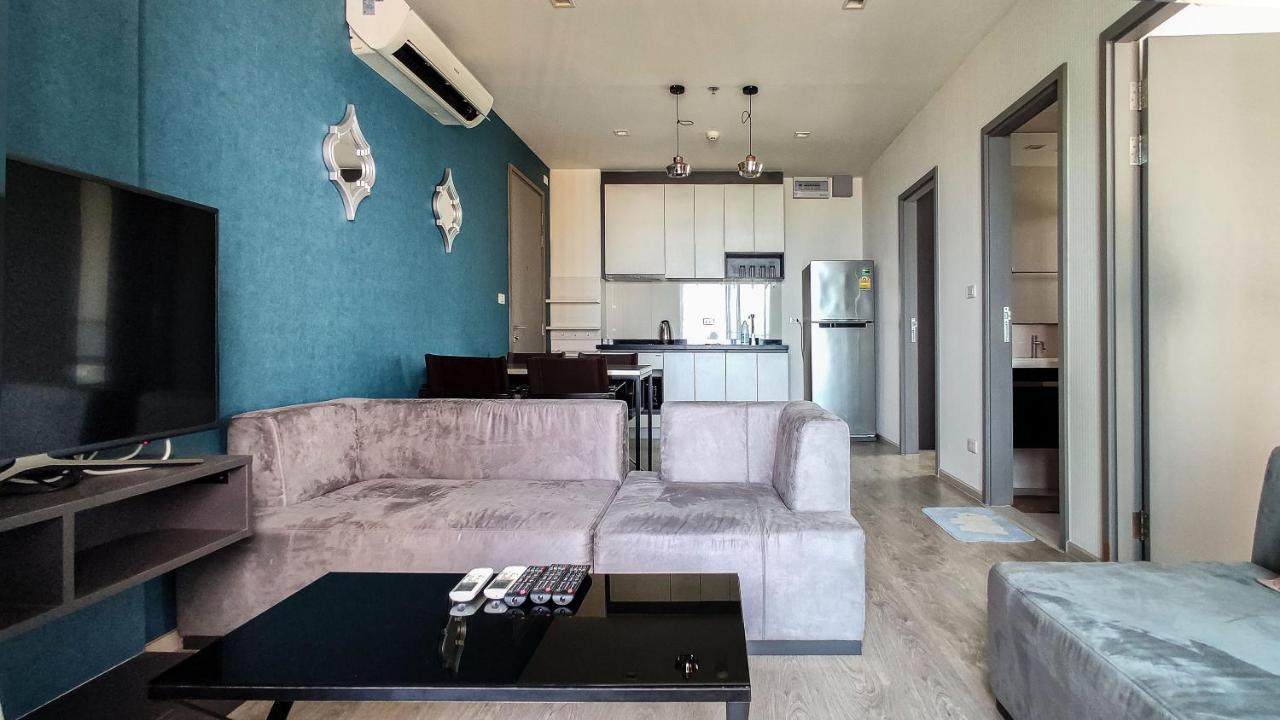 Apartemen Many The Base